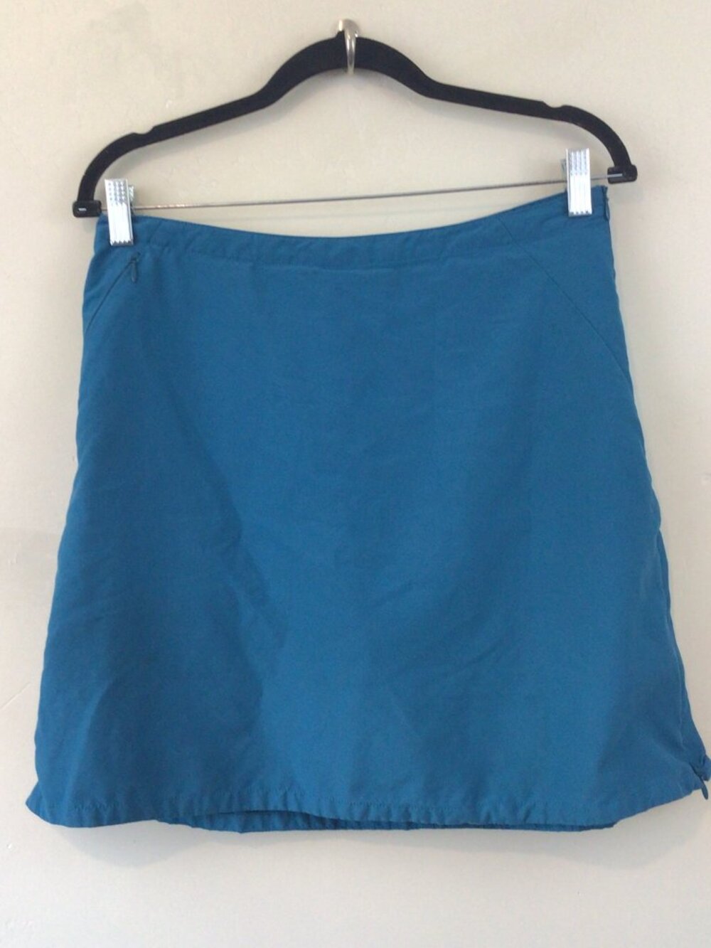 Patagonia Blue Knee Length Outdoor Skirt Skort